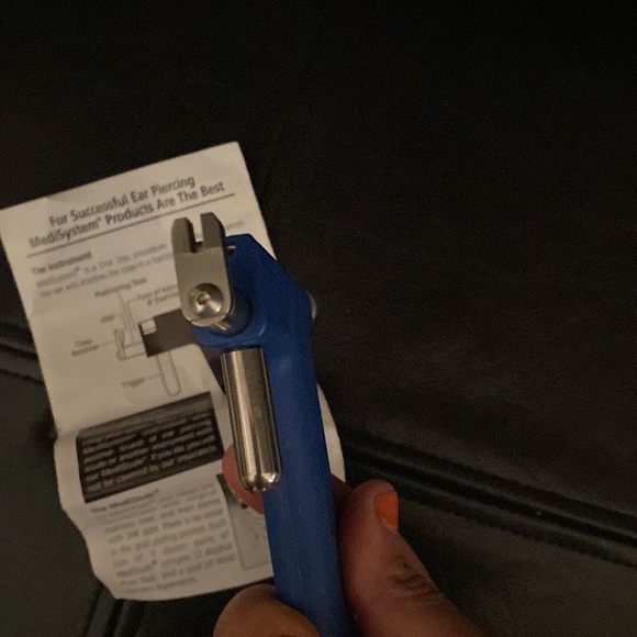 Vintage MediSystem stainless steel Ear Piercing instrument gun - Picture 4 of 6